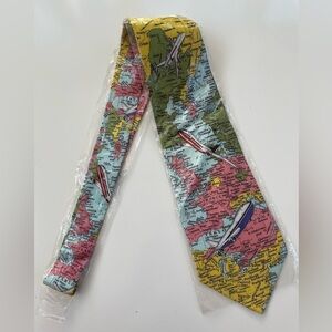 Mens' 100% silk World Map Novelty Print Tie New with Tags, NWT